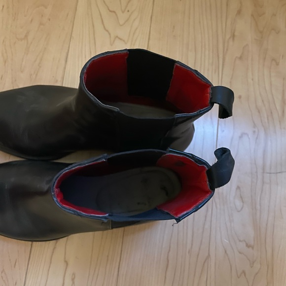 Liebeskind Black Chelsea Ankle Boots - Picture 7 of 10
